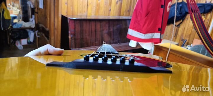 Акустическая гитара Kasuga Япония + футляр