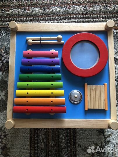 Развивающий музыкальный столик