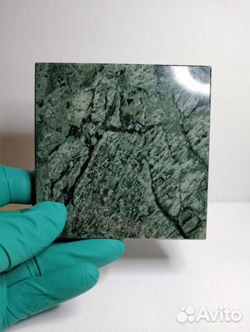 100*100*10 мм. Каменная подставка под статуэтку