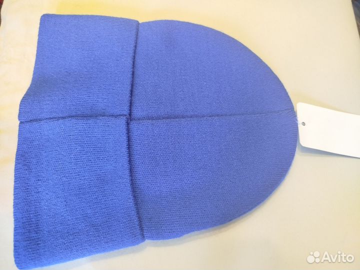 Шапка новая flioraj