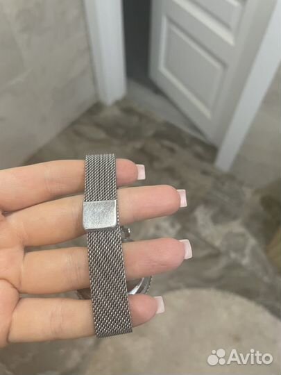 Часы женские с крутящимся механизмом