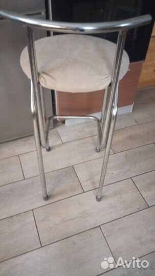 Барный стул