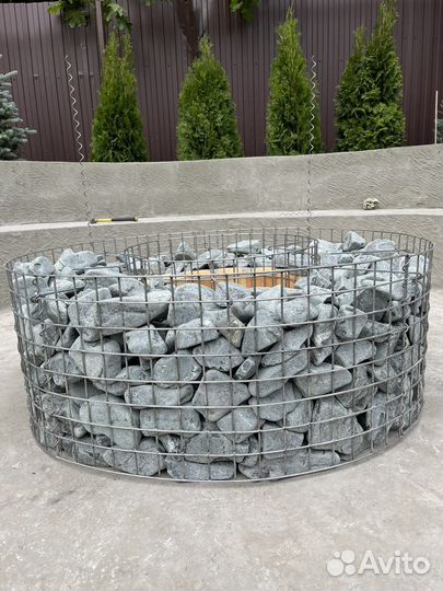 Кострище из камня габионы