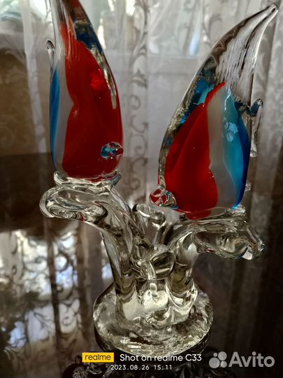 Статуэтка из стекла для интерьера