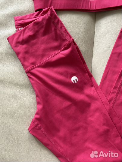 Костюм спортивный женский леггинсы и топ Me on me