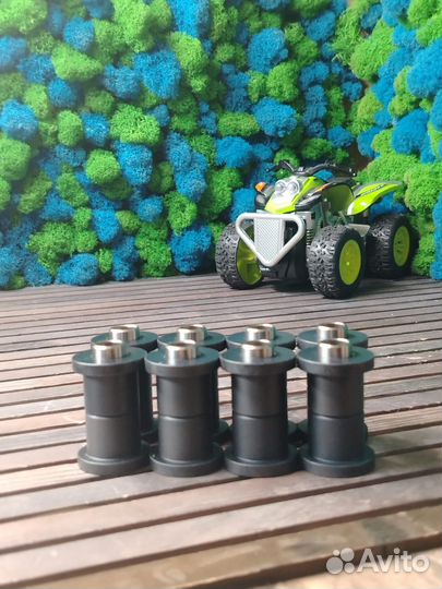 Капролоновые втулки задней подвески Stels Guepard