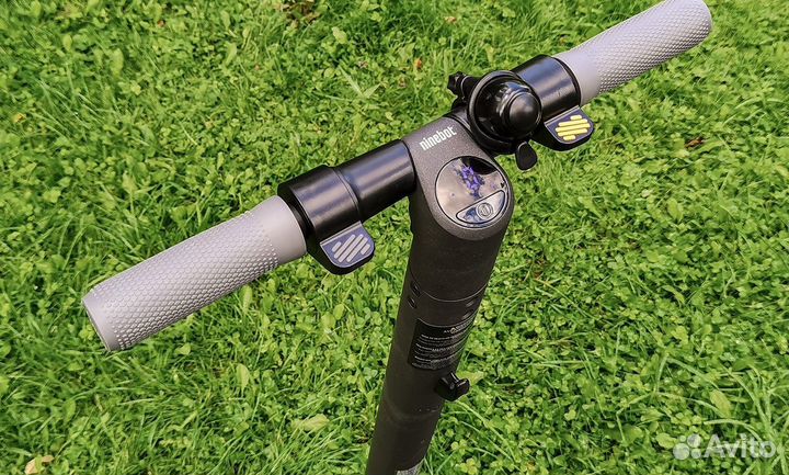 Электросамокат Ninebot KickScooter E22