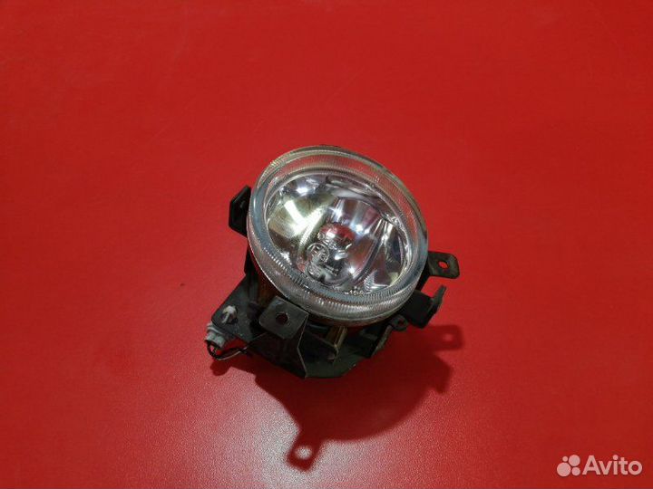 Фара противотуманная передняя левая Mitsubishi