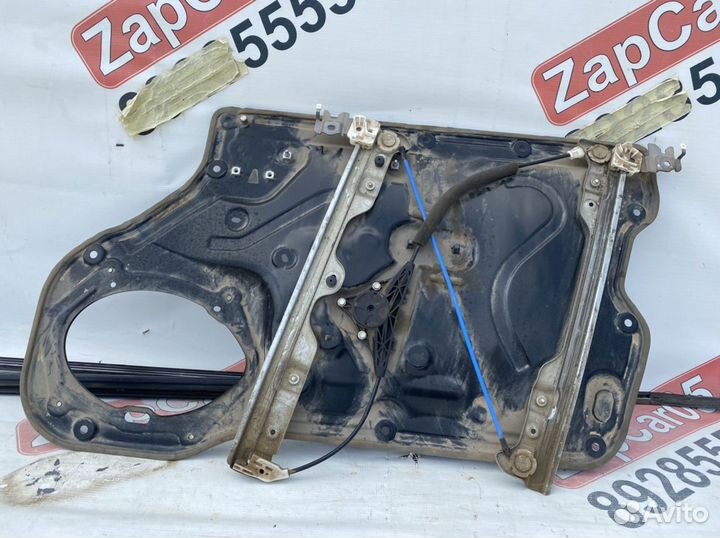 Infiniti M37,M25,Q70 Стеклоподъемник