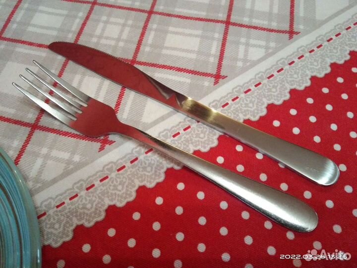 Столовые приборы