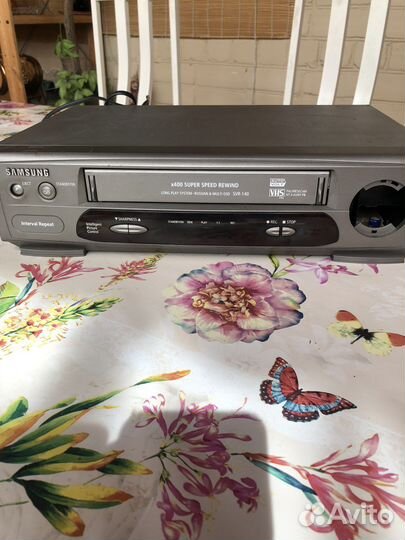 Видеомагнитофон кассетный Самсунг