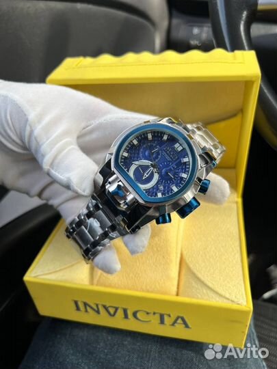 Часы invicta