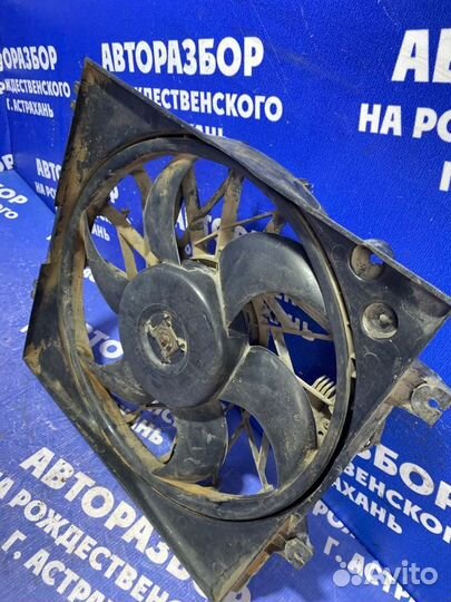 Диффузор с вентилятором Hyundai Accent седан 2004