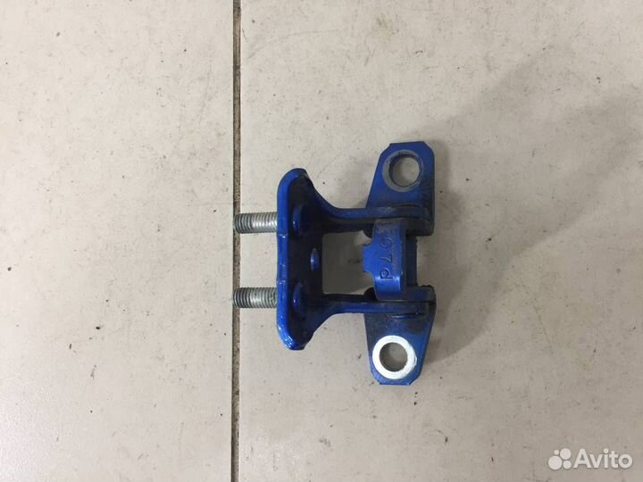 Петля двери задней правой верхняя Mitsubishi ASX G