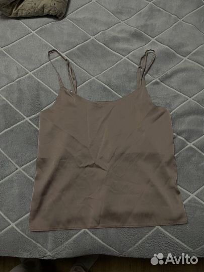 Атласный топ пудровый