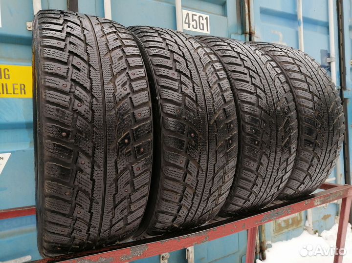 Kumho I'Zen RV Stud KC16 225/55 R18 102T