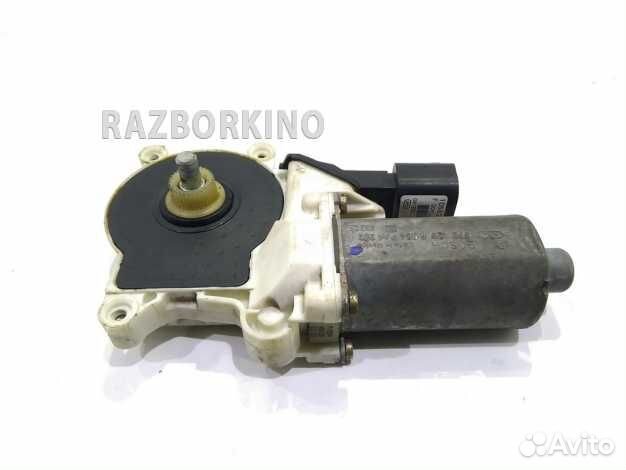 Моторчик переднего левого стеклоподъемника 2577304