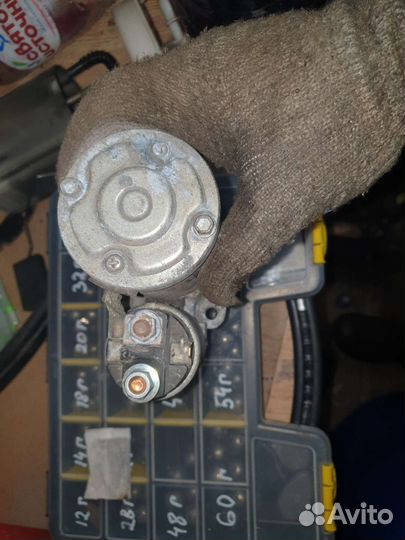 Стартер на mitsubishi lancer 10 1.8