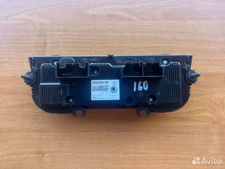 Блок управления климат контролем Skoda Octavia A7