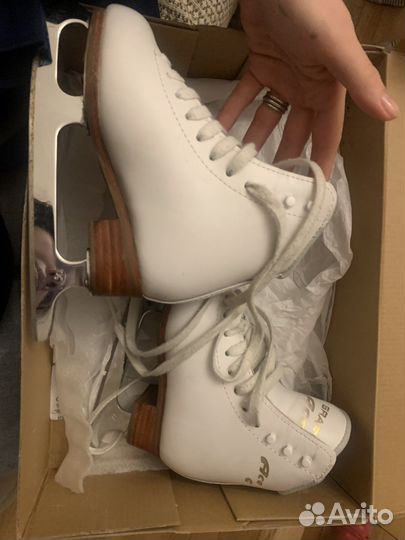 Коньки детские Graf Ace