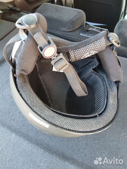 Горнолыжный шлем uvex