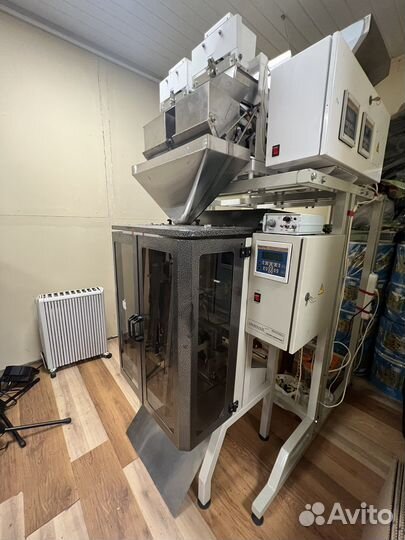 Фасовочно- упаковочная машина