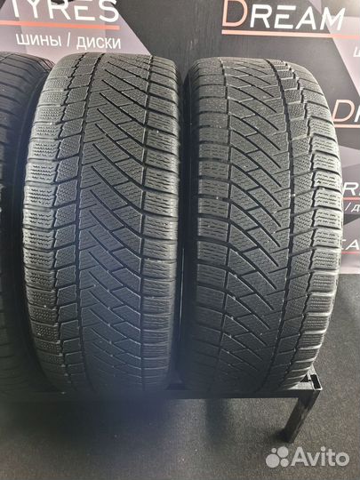 Continental ContiVikingContact 6 SUV 235/55 R19