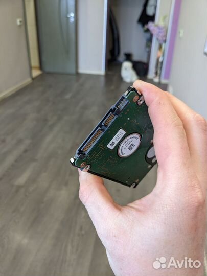 Жесткий диск 1 тб HHD