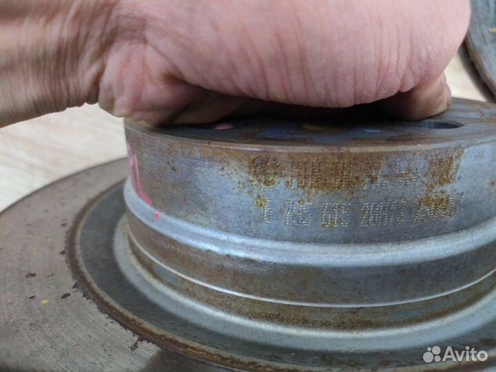 Тормозные диски заднее Bmw 3 F30 N47D20 2013