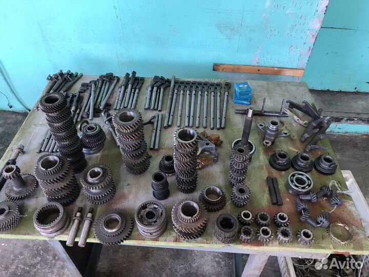 Вал кпп промежуточный (14 зубьев 5ст)