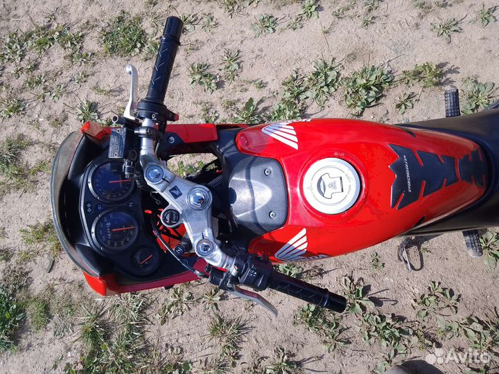 Мотоцикл Honda CBR125R