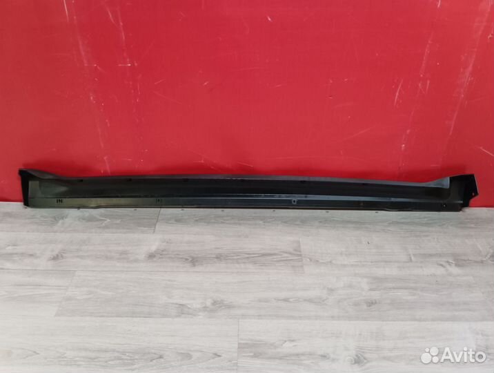 Накладка порога левого Mitsubishi Outlander 2