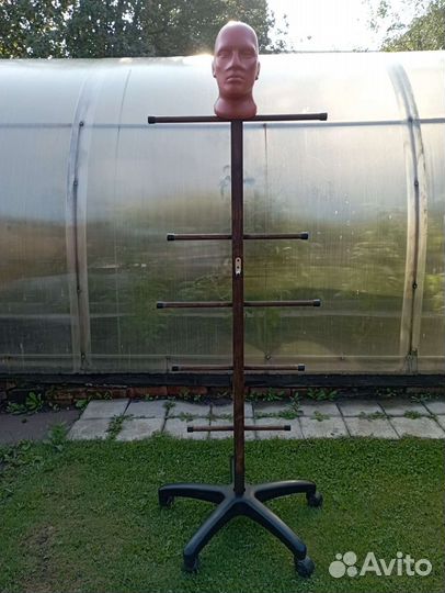 Вешалка для хоккейной формы