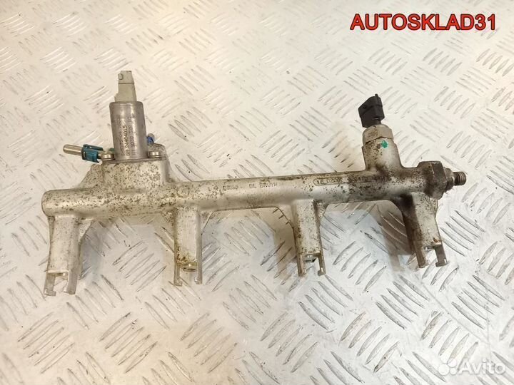 Рейка топливная голая Opel Vectra C Z22YH 55351030