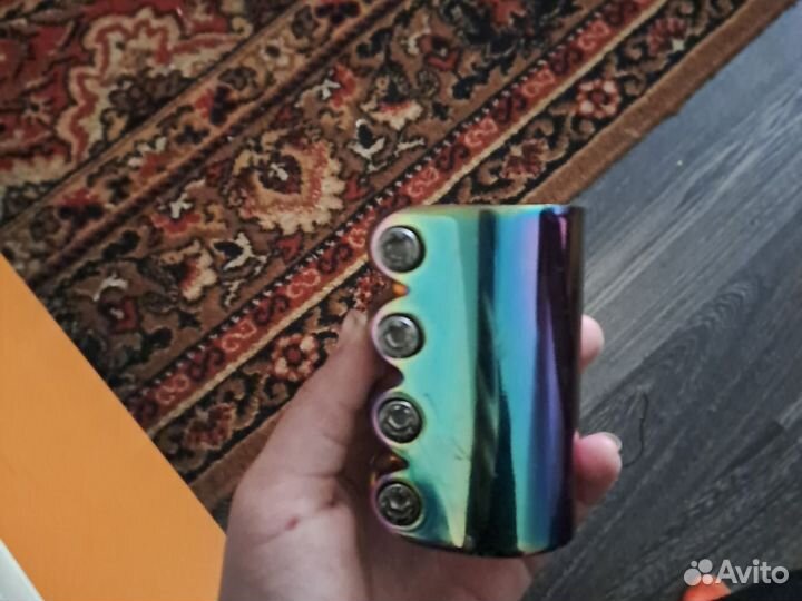 Зажим на трюковой самокат скс