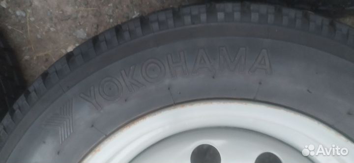 R14 Yokohama Ice Guard F700Z 185/65, PCD 4x98 DIA 56.1