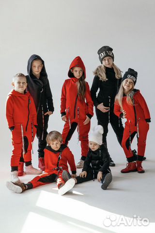 Комбинезоны для детей и родителей