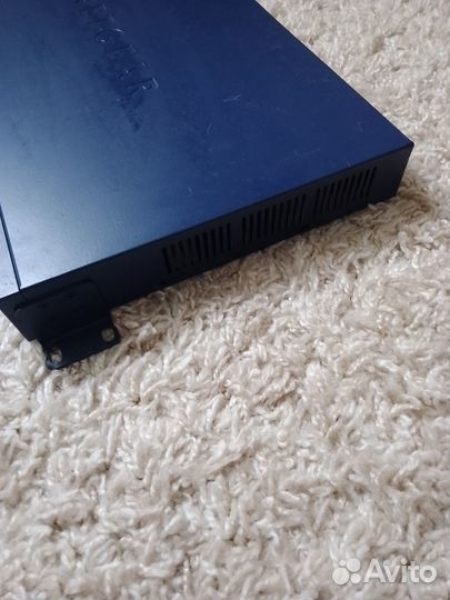 Коммутатор Netgear FS 728 TPv 2