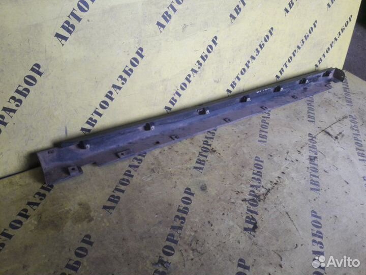 Накладка на порог (наружняя) левая Nissan Almera