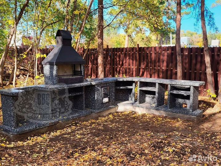 Мангальная зона и подарок на выбор