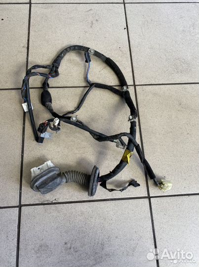 Проводка двери передняя правая Hyundai Sonata 5 (Т