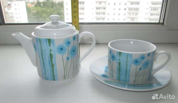 Фарфор. чайник+чайная пара- все вместе, целые