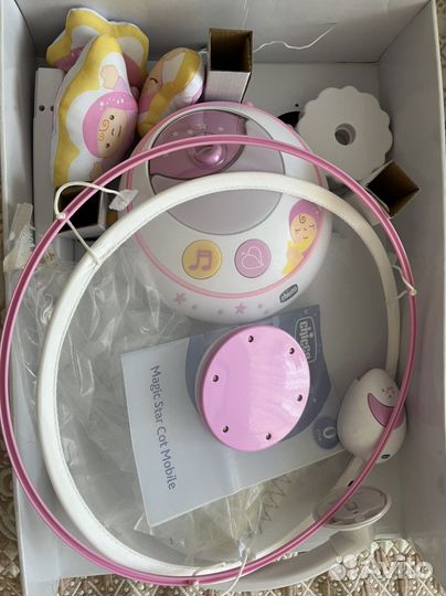 Мобиль chicco с проектором на потолок