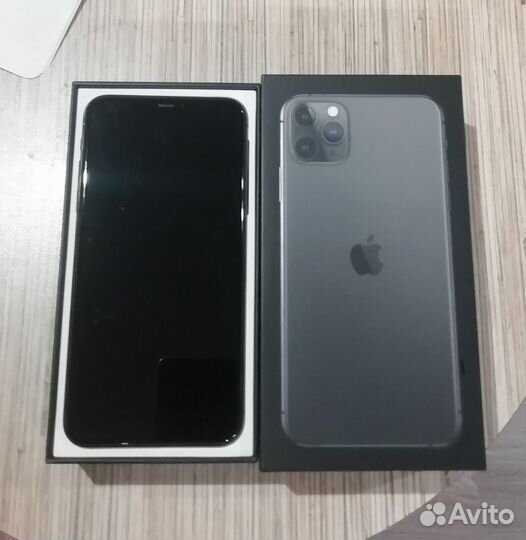 iPhone 11 Pro Max, 64 ГБ