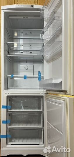 Холодильник hotpoint ariston бу