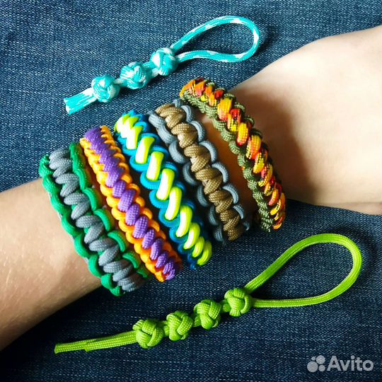 Цветные браслеты из паракорда