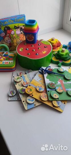 Продам пакет игрушек от0 до 3 лет