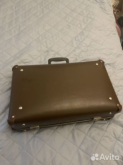 Старинный чемодан