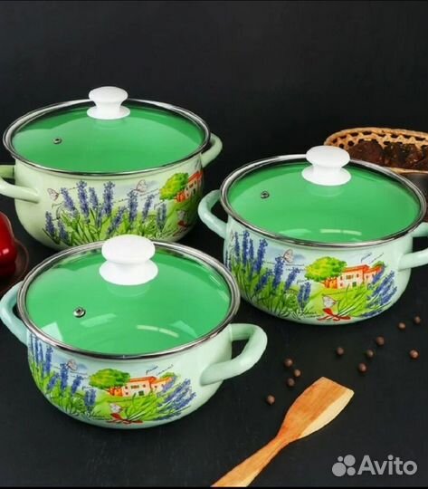 Набор кастрюль