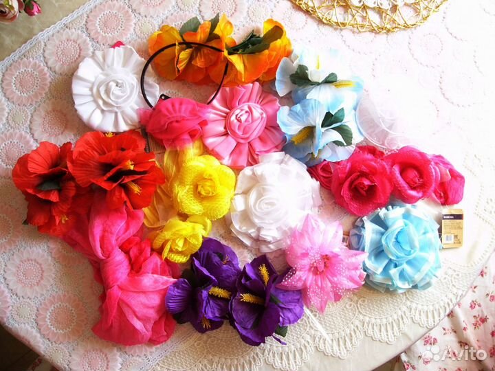 Банты, ободки, резинки, заколки.Новые. Цена за все